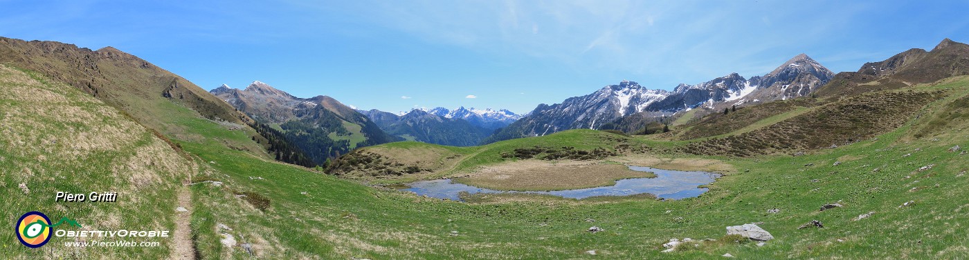 66 In discesa sul 101 con vista sul piccolo laghetto .jpg
